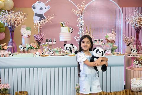 Smash the cake volta redonda barra mansa Fotografia Fotografo Festa Infantil 1 ano 1 aninho mamae papai ensaio aniversario  caramelada festa salao'