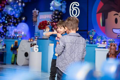Smash the cake volta redonda barra mansa Fotografia Fotografo Festa Infantil 1 ano 1 aninho mamae papai ensaio aniversario  caramelada festa salao'