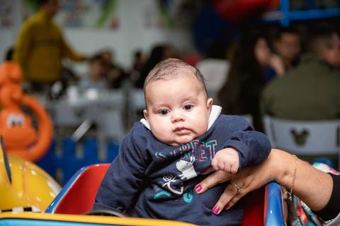 Smash the cake volta redonda barra mansa Fotografia Fotografo Festa Infantil 1 ano 1 aninho mamae papai ensaio aniversario  caramelada festa salao'