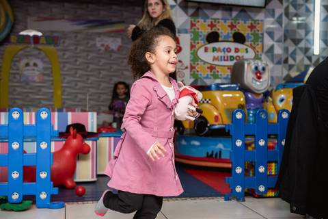 Smash the cake volta redonda barra mansa Fotografia Fotografo Festa Infantil 1 ano 1 aninho mamae papai ensaio aniversario  caramelada festa salao'