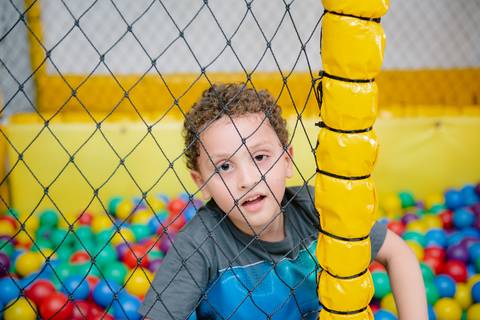 Smash the cake volta redonda barra mansa Fotografia Fotografo Festa Infantil 1 ano 1 aninho mamae papai ensaio aniversario  pik nik piknik festa salao'