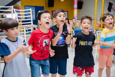 Smash the cake volta redonda barra mansa Fotografia Fotografo Festa Infantil 1 ano 1 aninho mamae papai ensaio aniversario  pik nik piknik festa salao'