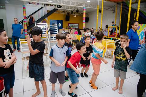 Smash the cake volta redonda barra mansa Fotografia Fotografo Festa Infantil 1 ano 1 aninho mamae papai ensaio aniversario  pik nik piknik festa salao'