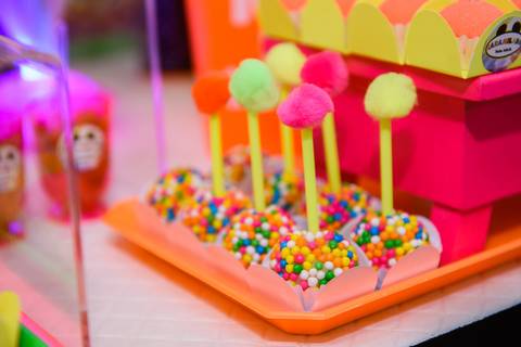 Smash the cake volta redonda barra mansa Fotografia Fotografo Festa Infantil 1 ano 1 aninho mamae papai ensaio aniversario  caramelada festa salao'