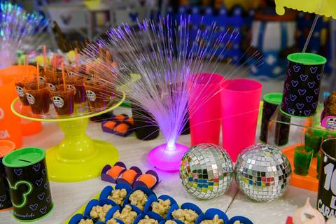 Smash the cake volta redonda barra mansa Fotografia Fotografo Festa Infantil 1 ano 1 aninho mamae papai ensaio aniversario  caramelada festa salao'
