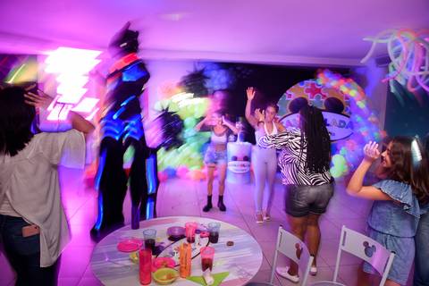 Smash the cake volta redonda barra mansa Fotografia Fotografo Festa Infantil 1 ano 1 aninho mamae papai ensaio aniversario  caramelada festa salao'