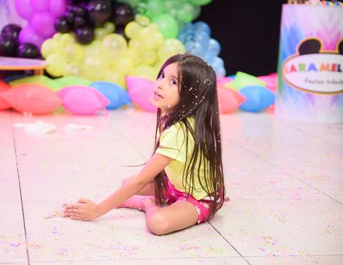 Smash the cake volta redonda barra mansa Fotografia Fotografo Festa Infantil 1 ano 1 aninho mamae papai ensaio aniversario  caramelada festa salao'