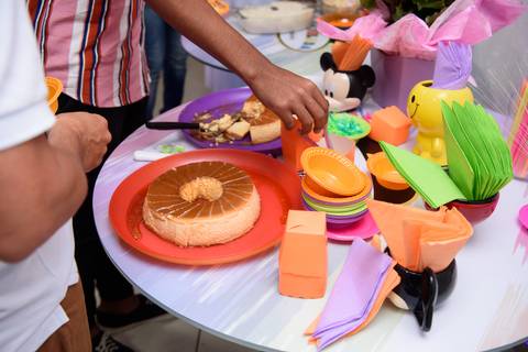 Smash the cake volta redonda barra mansa Fotografia Fotografo Festa Infantil 1 ano 1 aninho mamae papai ensaio aniversario  caramelada festa salao'