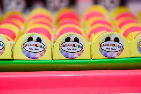 Smash the cake volta redonda barra mansa Fotografia Fotografo Festa Infantil 1 ano 1 aninho mamae papai ensaio aniversario  caramelada festa salao'