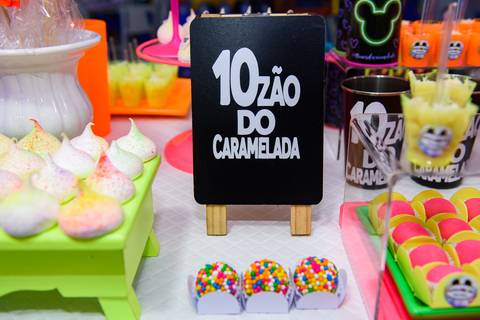 Smash the cake volta redonda barra mansa Fotografia Fotografo Festa Infantil 1 ano 1 aninho mamae papai ensaio aniversario  caramelada festa salao'