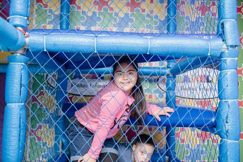 Smash the cake volta redonda barra mansa Fotografia Fotografo Festa Infantil 1 ano 1 aninho mamae papai ensaio aniversario  caramelada festa salao'