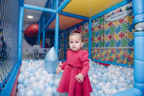 Smash the cake volta redonda barra mansa Fotografia Fotografo Festa Infantil 1 ano 1 aninho mamae papai ensaio aniversario  caramelada festa salao'