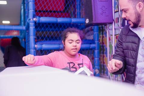 Smash the cake volta redonda barra mansa Fotografia Fotografo Festa Infantil 1 ano 1 aninho mamae papai ensaio aniversario  caramelada festa salao'