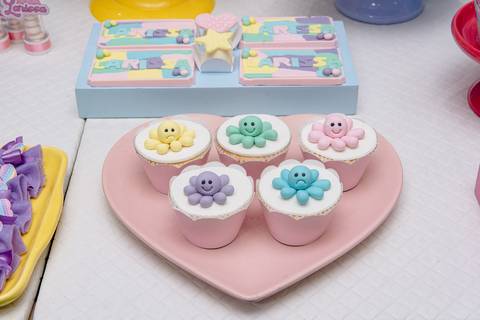 Smash the cake volta redonda barra mansa Fotografia Fotografo Festa Infantil 1 ano 1 aninho mamae papai ensaio aniversario  caramelada festa salao'