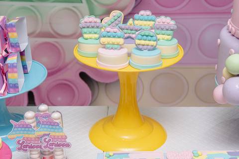 Smash the cake volta redonda barra mansa Fotografia Fotografo Festa Infantil 1 ano 1 aninho mamae papai ensaio aniversario  caramelada festa salao'