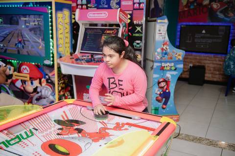 Smash the cake volta redonda barra mansa Fotografia Fotografo Festa Infantil 1 ano 1 aninho mamae papai ensaio aniversario  caramelada festa salao'
