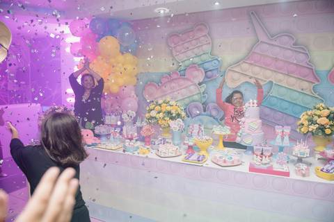 Smash the cake volta redonda barra mansa Fotografia Fotografo Festa Infantil 1 ano 1 aninho mamae papai ensaio aniversario  caramelada festa salao'