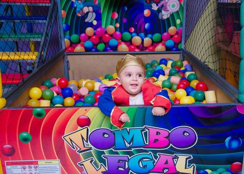 Smash the cake volta redonda barra mansa Fotografia Fotografo Festa Infantil 1 ano 1 aninho mamae papai ensaio aniversario  tictac festa salao'