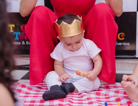 Smash the cake volta redonda barra mansa Fotografia Fotografo Festa Infantil 1 ano 1 aninho mamae papai ensaio aniversario  tictac festa salao'