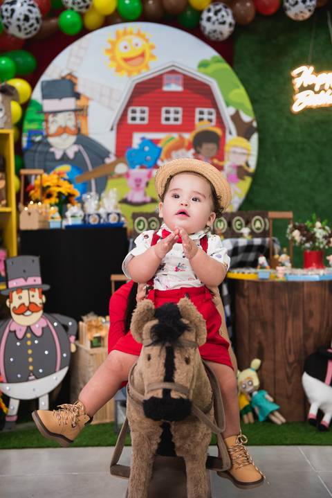 Smash the cake volta redonda barra mansa Fotografia Fotografo Festa Infantil 1 ano 1 aninho mamae papai ensaio aniversario  SW Espaço de Festas e Eventos  festa salao'