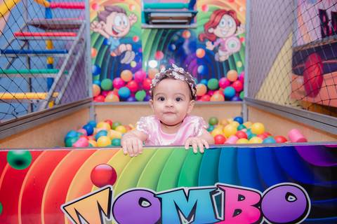 Smash the cake volta redonda barra mansa Fotografia Fotografo Festa Infantil 1 ano 1 aninho mamae papai ensaio aniversario  tictac festa salao'