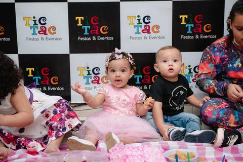 Smash the cake volta redonda barra mansa Fotografia Fotografo Festa Infantil 1 ano 1 aninho mamae papai ensaio aniversario  tictac festa salao'