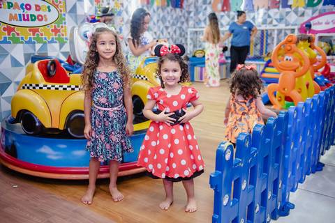 Smash the cake volta redonda barra mansa Fotografia Fotografo Festa Infantil 1 ano 1 aninho mamae papai ensaio aniversario  caramelada festa salao'