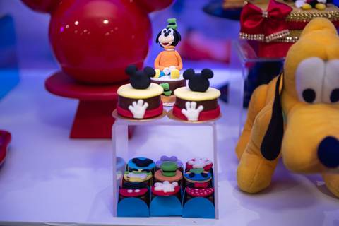 Smash the cake volta redonda barra mansa Fotografia Fotografo Festa Infantil 1 ano 1 aninho mamae papai ensaio aniversario  caramelada festa salao'