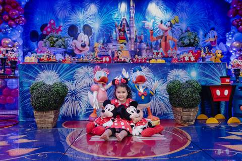 Smash the cake volta redonda barra mansa Fotografia Fotografo Festa Infantil 1 ano 1 aninho mamae papai ensaio aniversario  caramelada festa salao'