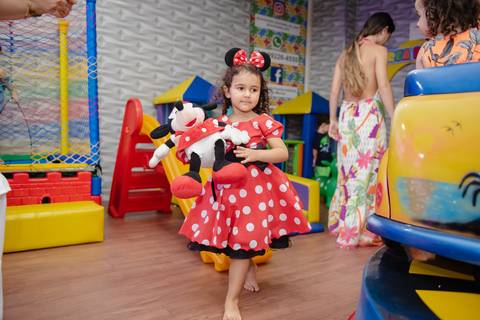 Smash the cake volta redonda barra mansa Fotografia Fotografo Festa Infantil 1 ano 1 aninho mamae papai ensaio aniversario  caramelada festa salao'