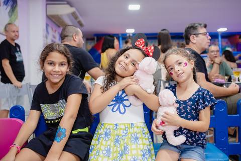 Smash the cake volta redonda barra mansa Fotografia Fotografo Festa Infantil 1 ano 1 aninho mamae papai ensaio aniversario  caramelada festa salao'