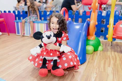 Smash the cake volta redonda barra mansa Fotografia Fotografo Festa Infantil 1 ano 1 aninho mamae papai ensaio aniversario  caramelada festa salao'