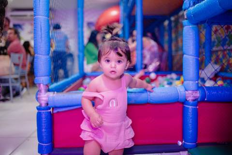 Smash the cake volta redonda barra mansa Fotografia Fotografo Festa Infantil 1 ano 1 aninho mamae papai ensaio aniversario  caramelada festa salao'