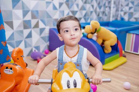 Smash the cake volta redonda barra mansa Fotografia Fotografo Festa Infantil 1 ano 1 aninho mamae papai ensaio aniversario  caramelada festa salao'