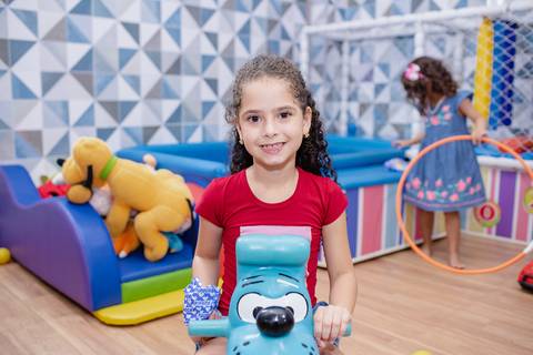 Smash the cake volta redonda barra mansa Fotografia Fotografo Festa Infantil 1 ano 1 aninho mamae papai ensaio aniversario  caramelada festa salao'