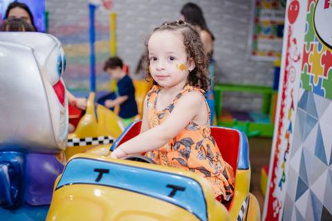 Smash the cake volta redonda barra mansa Fotografia Fotografo Festa Infantil 1 ano 1 aninho mamae papai ensaio aniversario  caramelada festa salao'