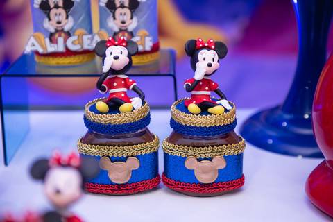 Smash the cake volta redonda barra mansa Fotografia Fotografo Festa Infantil 1 ano 1 aninho mamae papai ensaio aniversario  caramelada festa salao'