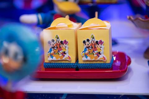 Smash the cake volta redonda barra mansa Fotografia Fotografo Festa Infantil 1 ano 1 aninho mamae papai ensaio aniversario  caramelada festa salao'