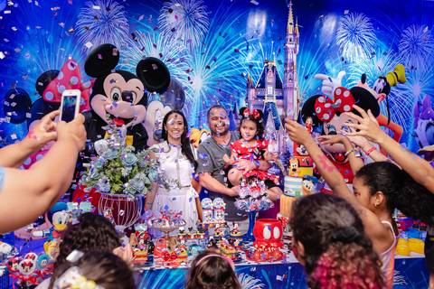 Smash the cake volta redonda barra mansa Fotografia Fotografo Festa Infantil 1 ano 1 aninho mamae papai ensaio aniversario  caramelada festa salao'
