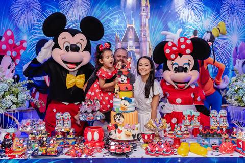 Smash the cake volta redonda barra mansa Fotografia Fotografo Festa Infantil 1 ano 1 aninho mamae papai ensaio aniversario  caramelada festa salao'
