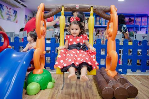 Smash the cake volta redonda barra mansa Fotografia Fotografo Festa Infantil 1 ano 1 aninho mamae papai ensaio aniversario  caramelada festa salao'