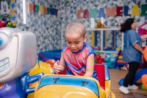 Smash the cake volta redonda barra mansa Fotografia Fotografo Festa Infantil 1 ano 1 aninho mamae papai ensaio aniversario  caramelada festa salao'