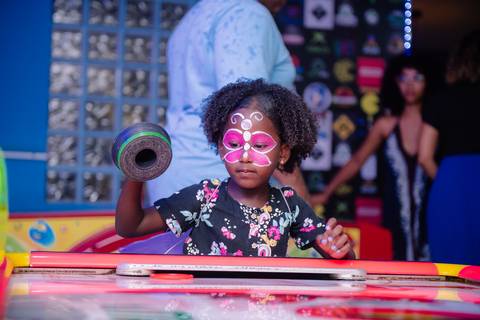 Smash the cake volta redonda barra mansa Fotografia Fotografo Festa Infantil 1 ano 1 aninho mamae papai ensaio aniversario  caramelada festa salao'