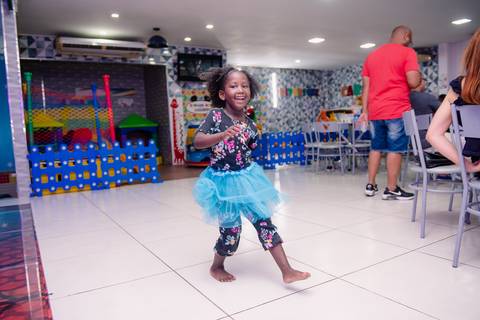 Smash the cake volta redonda barra mansa Fotografia Fotografo Festa Infantil 1 ano 1 aninho mamae papai ensaio aniversario  caramelada festa salao'