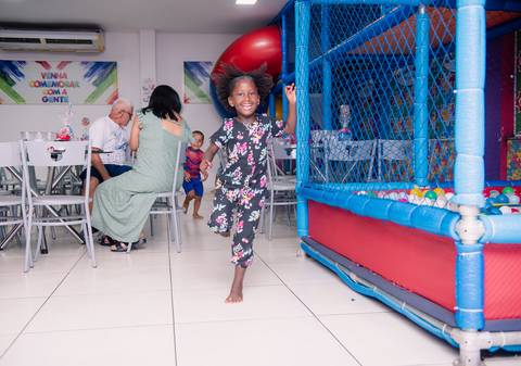 Smash the cake volta redonda barra mansa Fotografia Fotografo Festa Infantil 1 ano 1 aninho mamae papai ensaio aniversario  caramelada festa salao'