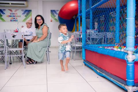 Smash the cake volta redonda barra mansa Fotografia Fotografo Festa Infantil 1 ano 1 aninho mamae papai ensaio aniversario  caramelada festa salao'
