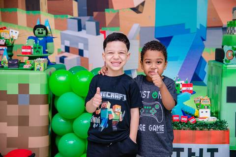 Smash the cake volta redonda barra mansa Fotografia Fotografo Festa Infantil 1 ano 1 aninho mamae papai ensaio aniversario  tictac festa salao'