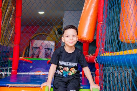 Smash the cake volta redonda barra mansa Fotografia Fotografo Festa Infantil 1 ano 1 aninho mamae papai ensaio aniversario  tictac festa salao'