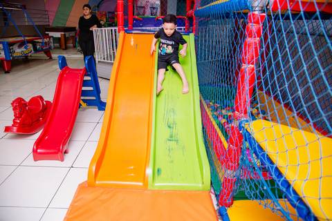 Smash the cake volta redonda barra mansa Fotografia Fotografo Festa Infantil 1 ano 1 aninho mamae papai ensaio aniversario  tictac festa salao'