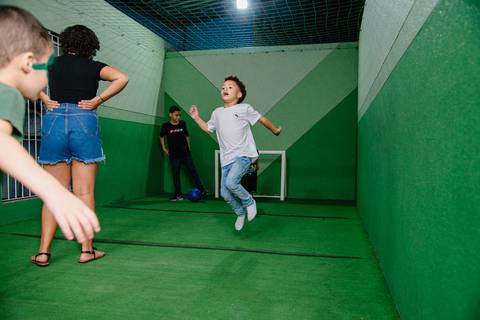 Smash the cake volta redonda barra mansa Fotografia Fotografo Festa Infantil 1 ano 1 aninho mamae papai ensaio aniversario  tictac festa salao'